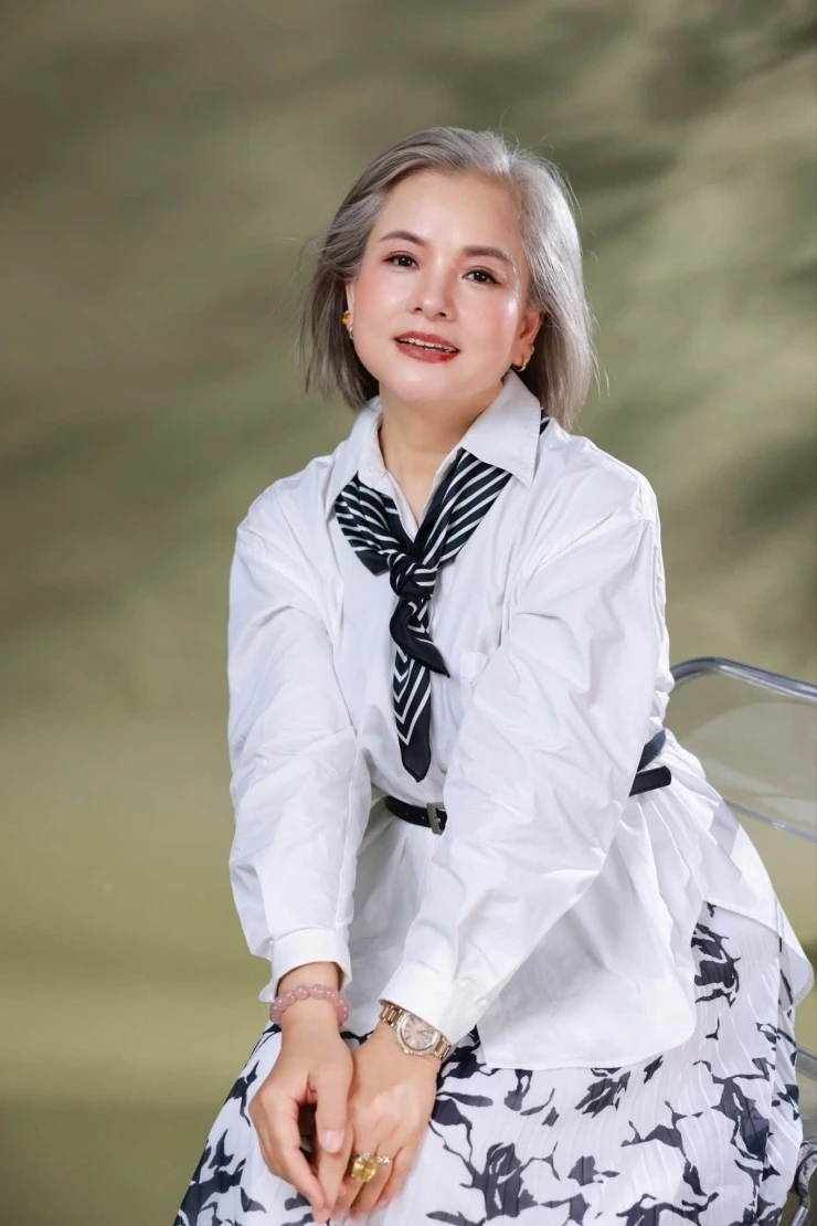 3 NSND mang quân hàm Đại tá quân đội, 1 người là tiến sĩ cả nước biết mặt 3 NSND mang quân hàm Đại tá quân đội, 1 người là tiến sĩ cả nước biết mặt