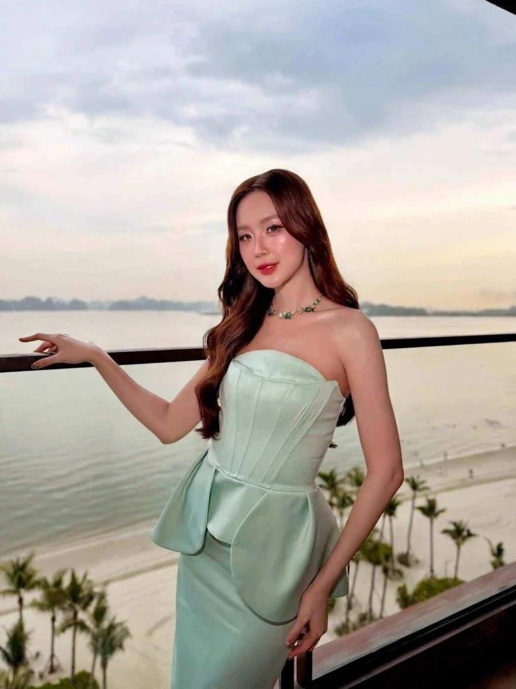 Ảnh sao 10/8: Con gái Cường Đôla đón sinh nhật 6 tuổi Ảnh sao 10/8: Con gái Cường Đôla đón sinh nhật 6 tuổi