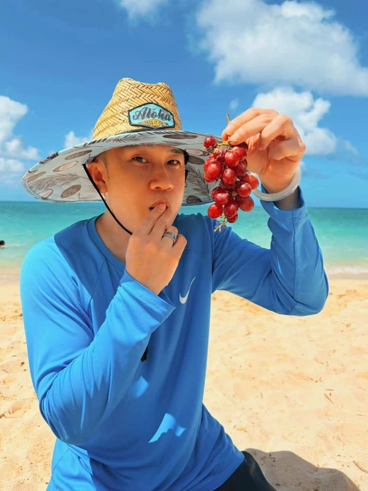 Ảnh sao 14/8: Trấn Thành nhìn bà xã Hari Won đắm đuối Ảnh sao 14/8: Trấn Thành nhìn bà xã Hari Won đắm đuối