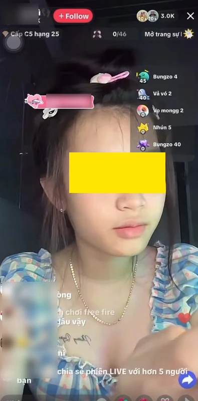 Nữ TikToker khều donate phản cảm trong game tương tác khiến cộng đồng mạng phẫn nộ Nữ TikToker khều donate bằng hành vi phản cảm trong game tương tác gây bức xúc