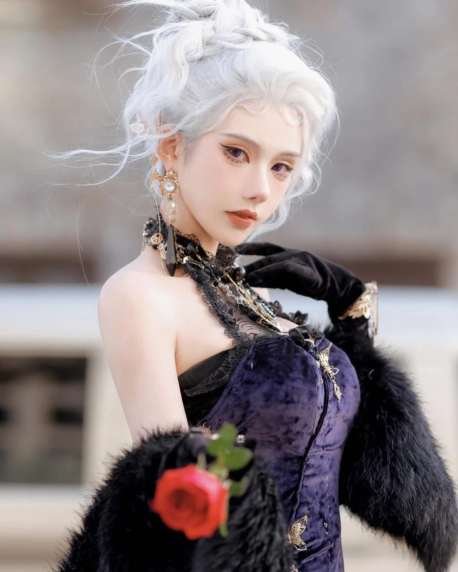 Body đẹp của nữ coser Trung Quốc eighteen18mo khiến dân mạng trầm trồ Body đẹp của nữ coser Trung Quốc eighteen18mo khiến dân mạng trầm trồ
