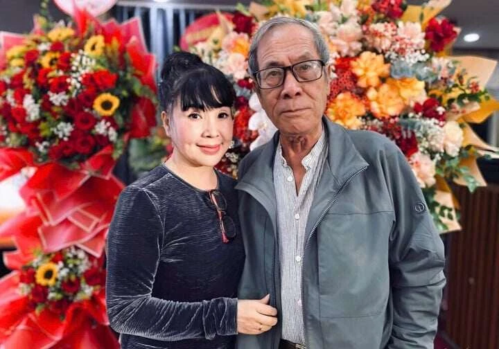Bức ảnh hiếm hé lộ nhan sắc thời trẻ của NSND Lan Hương Em bé Hà Nội