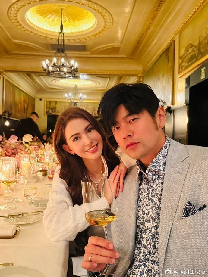 Châu Kiệt Luân mở tiệc mừng sinh nhật vợ giữa ồn ào có con rơi Châu Kiệt Luân mở tiệc mừng sinh nhật vợ giữa ồn ào có con rơi