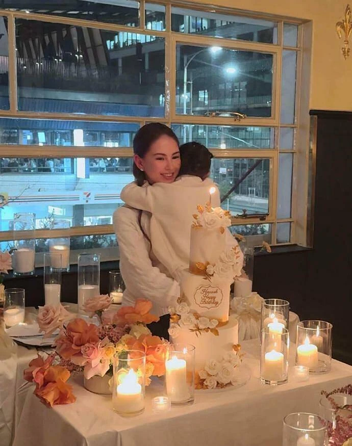 Châu Kiệt Luân mở tiệc mừng sinh nhật vợ giữa ồn ào có con rơi Châu Kiệt Luân mở tiệc mừng sinh nhật vợ giữa ồn ào có con rơi