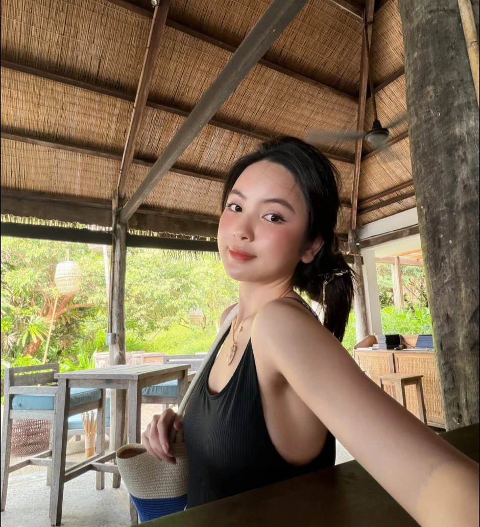 Chu Thanh Huyền đáp trả bình luận chê Q1 'tí hon' khiến cộng đồng mạng bất ngờ Chu Thanh Huyền đáp trả bình luận chê Q1 'tí hon' khiến cộng đồng mạng bất ngờ