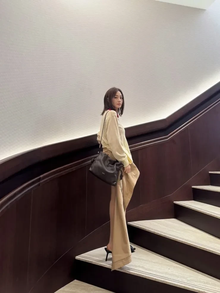 Chuyện ngoại tình của Kim Hye Soo gây sốt