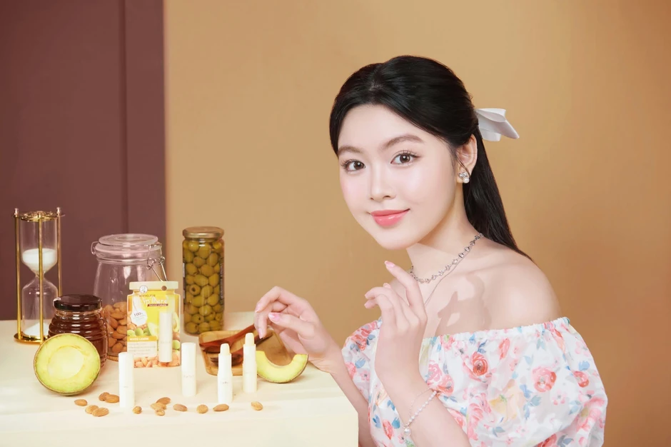 Con gái Phó chủ tịch Hội Điện ảnh Việt Nam “nhận job” từ năm 3 tuổi, kiếm được 1 tỷ đã là chuyện của 4 năm trước