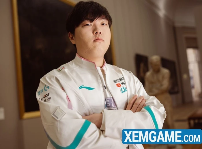 Phim tài liệu Suning hé lộ Bin khó chiều từ ngày đầu khiến LPL xôn xao Phim tài liệu Suning hé lộ Bin khó chiều từ ngày đầu khiến LPL xôn xao