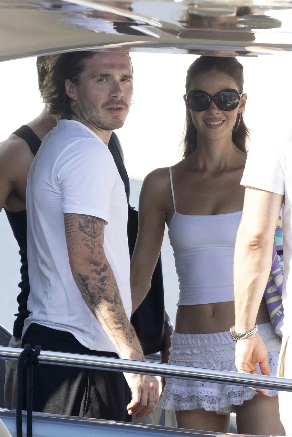 David Beckham ở cách con trai Brooklyn 5 phút đi bộ nhưng không gặp mặt David Beckham ở cách con trai Brooklyn 5 phút đi bộ nhưng không gặp mặt