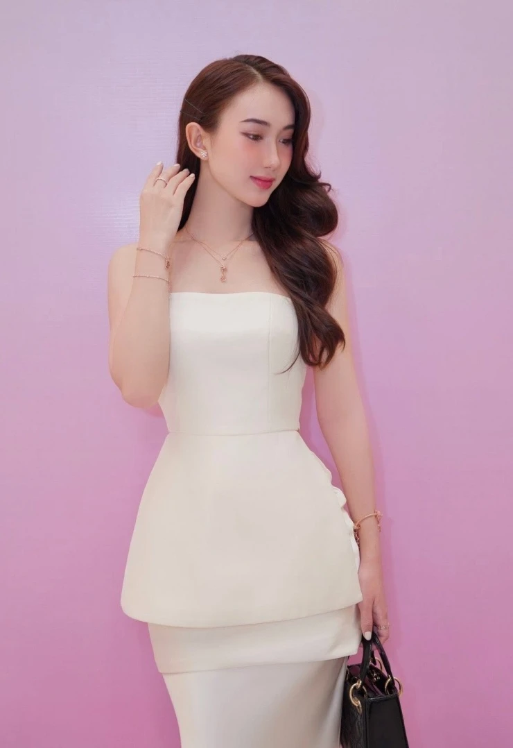 Diễn viên 21 tuổi đóng tiểu tam trên phim VTV được khuyên không đọc bình luận