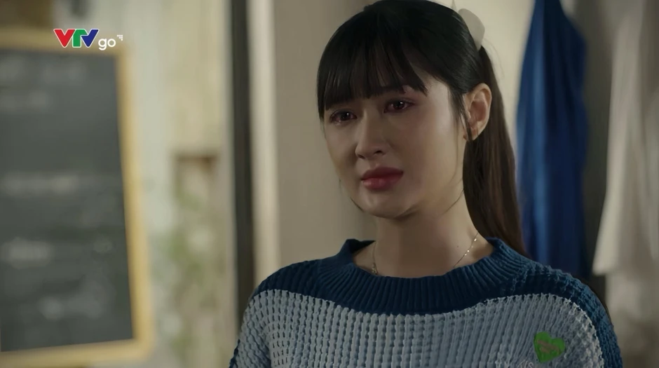 Diễn viên phim giờ Vàng VTV tố bị đàn anh đụng chạm cơ thể Diễn viên phim giờ Vàng VTV tố bị đàn anh đụng chạm cơ thể