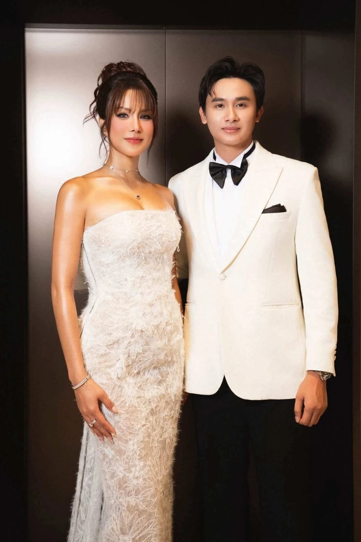 Diệp Lâm Anh: Bạn trai giúp tôi trở thành phiên bản đẹp nhất Diệp Lâm Anh: Bạn trai giúp tôi trở thành phiên bản đẹp nhất