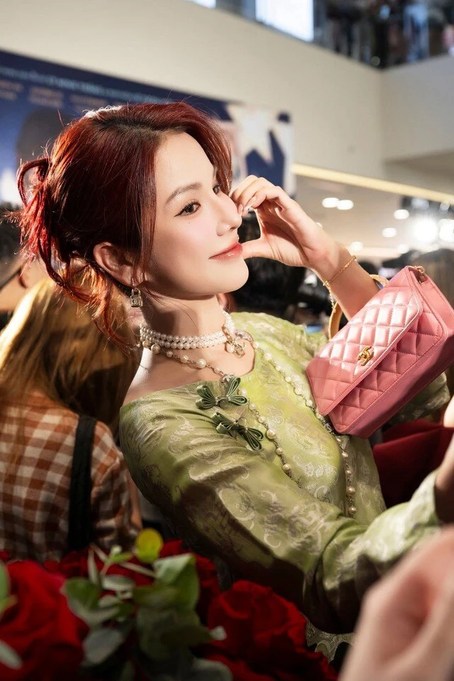 Diệp Lâm Anh ở tuổi 37