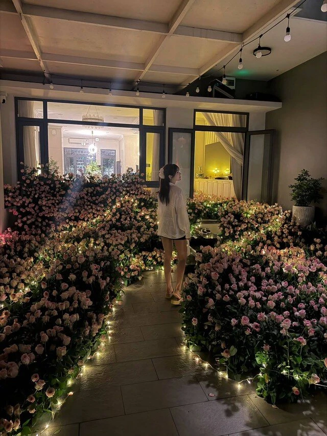 Diệp Lâm Anh ở tuổi 37