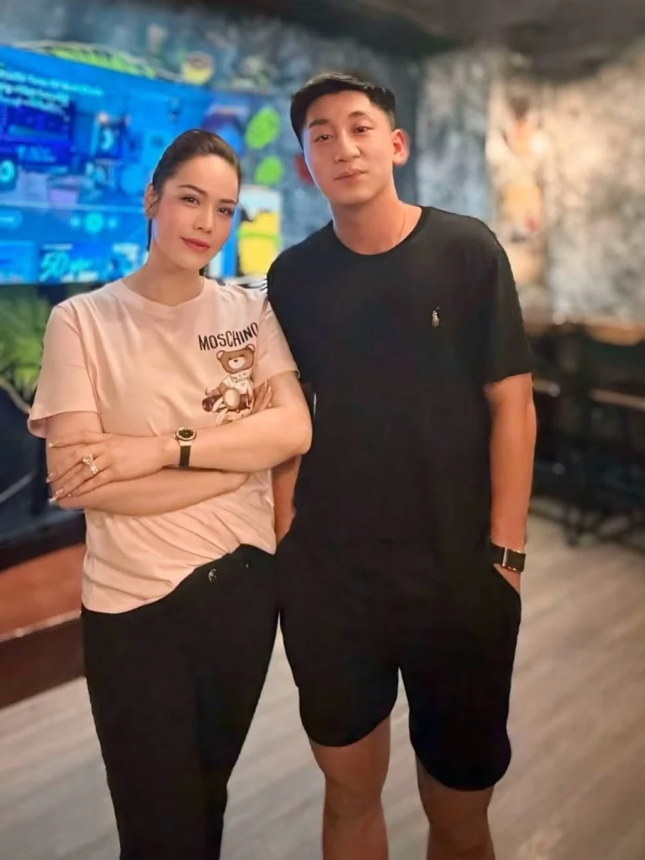 Đình Bắc và Nhật Kim Anh lại gây chú ý Đình Bắc và Nhật Kim Anh lại gây chú ý