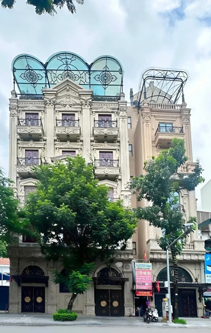 Đỗ Mỹ Linh và ông xã ra ở riêng, cạnh nhà bố mẹ chồng Đỗ Mỹ Linh và ông xã ra ở riêng, cạnh nhà bố mẹ chồng