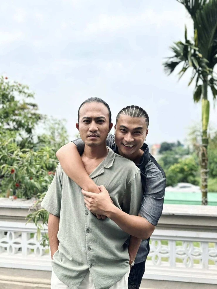 Duy Hưng chuyên tâm nghề diễn, kín tiếng đời tư Duy Hưng chuyên tâm nghề diễn, kín tiếng đời tư