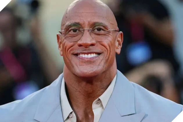 Dwayne Johnson Cân Nhắc Theo Đuổi Sự Nghiệp Ca Hát Sau Chuỗi Dự Án Kém Thành Công Dwayne Johnson Cân Nhắc Theo Đuổi Sự Nghiệp Ca Hát Sau Chuỗi Dự Án Kém Thành Công