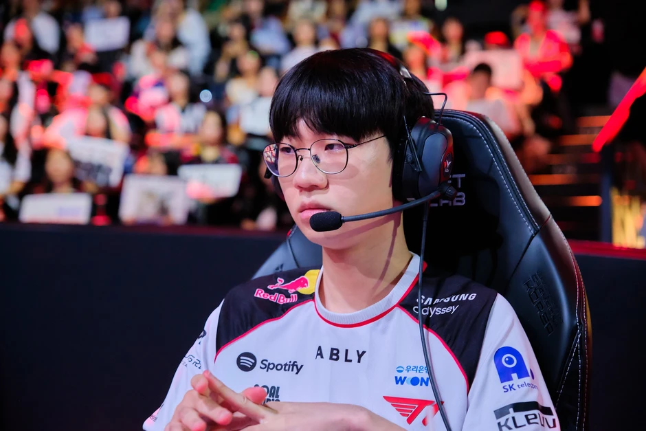 Faker chia sẻ về lựa chọn "độc lạ" cho Doran Faker chia sẻ về lựa chọn "độc lạ" cho Doran