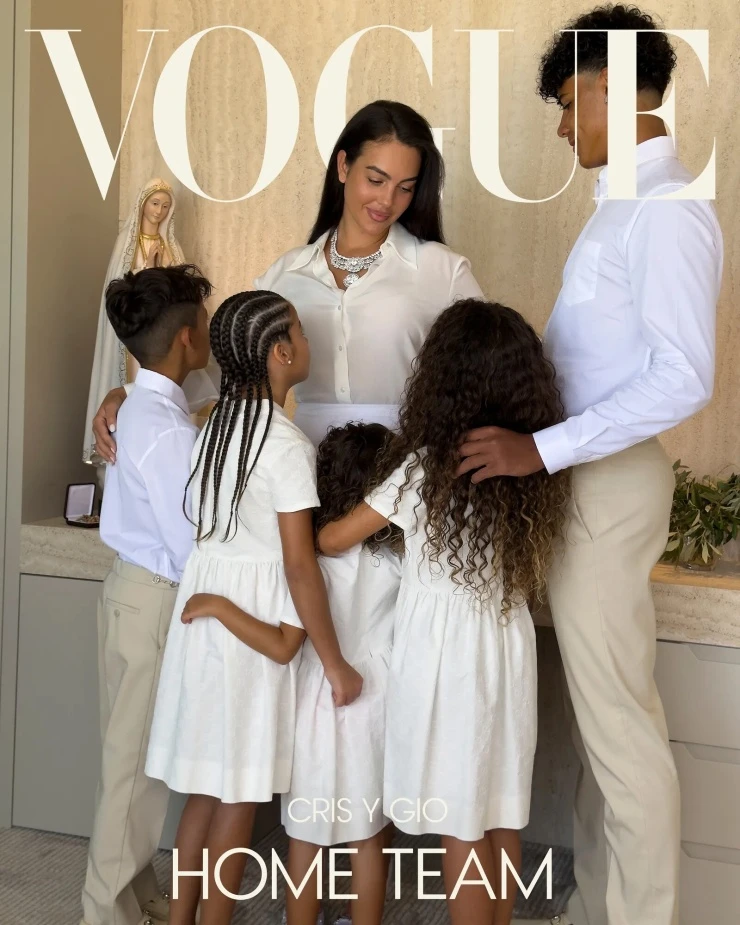 Georgina Rodriguez làm thủ tục nhận nuôi các con riêng của C. Ronaldo Georgina Rodriguez làm thủ tục nhận nuôi các con riêng của C. Ronaldo