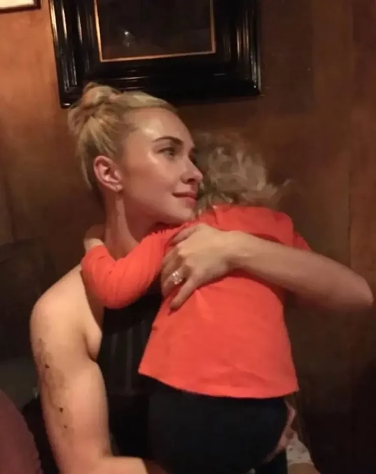 Hayden Panettiere: Bi kịch sau hào quang