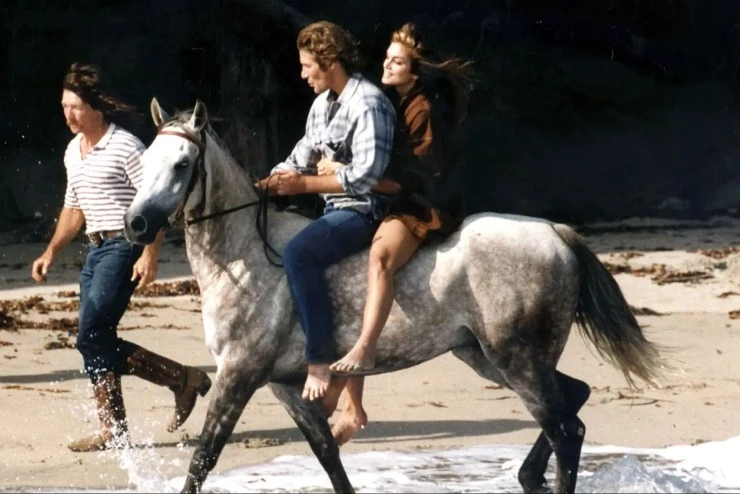 Hôn nhân chóng vánh của Cindy Crawford và Richard Gere