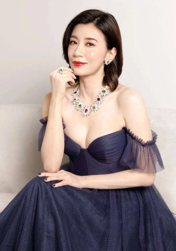 Hồng nhan bạc phận như Triệu Mẫn Giả Tịnh Văn
