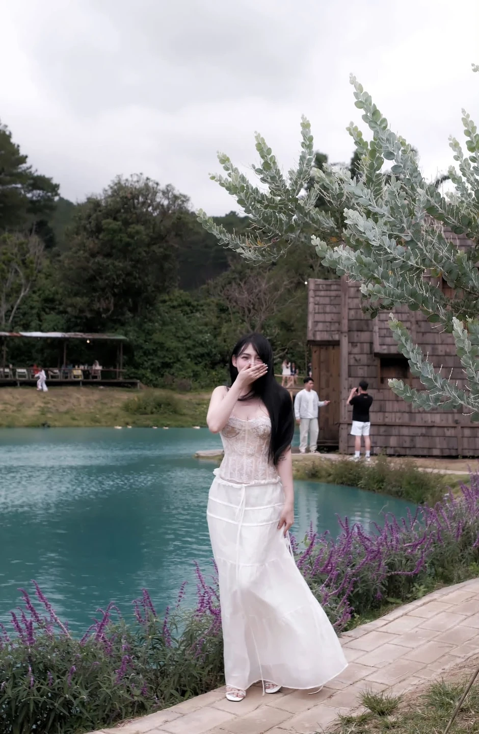 Hot girl Vy Vy cá tính trong bộ ảnh tại Đà Lạt