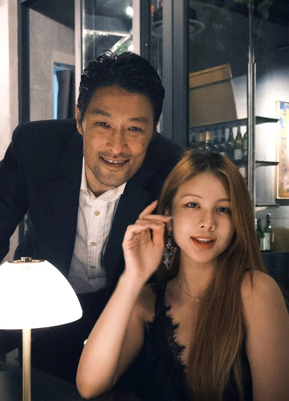 Johnny Trí Nguyễn chưa muốn công khai bạn gái kém 24 tuổi