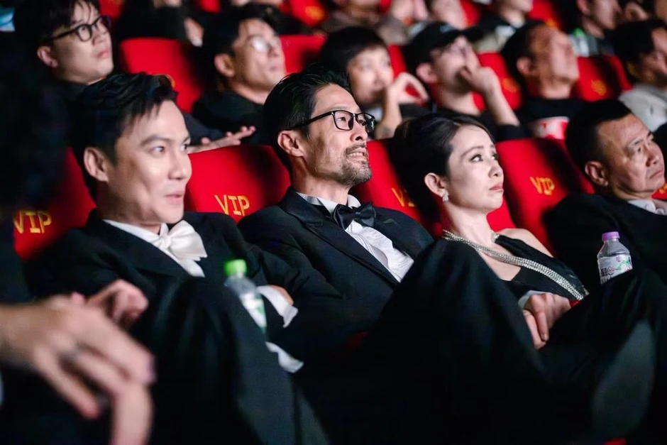 Johnny Trí Nguyễn tự thú Johnny Trí Nguyễn tự thú