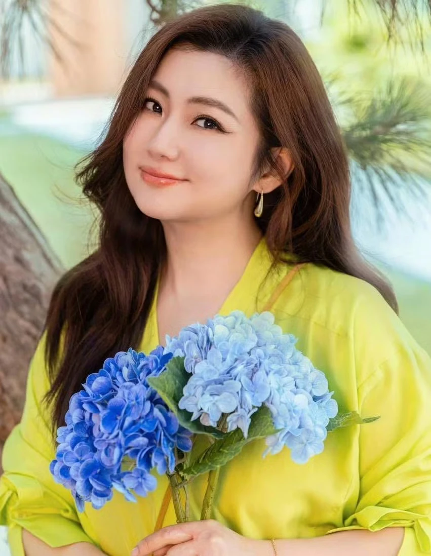 Không thể nhận ra người tình trong mộng của hàng triệu chàng trai