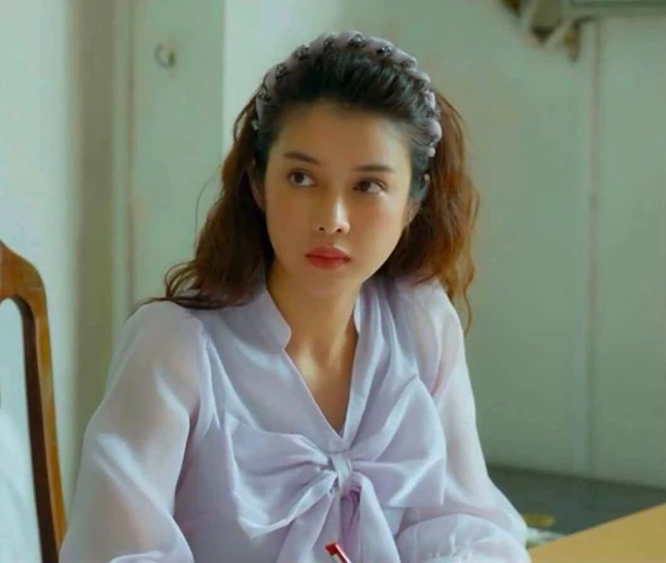 Mỹ nhân quê Tuyên Quang vào vai cô giáo xinh đẹp trong Mùa hè năm ấy gây chú ý