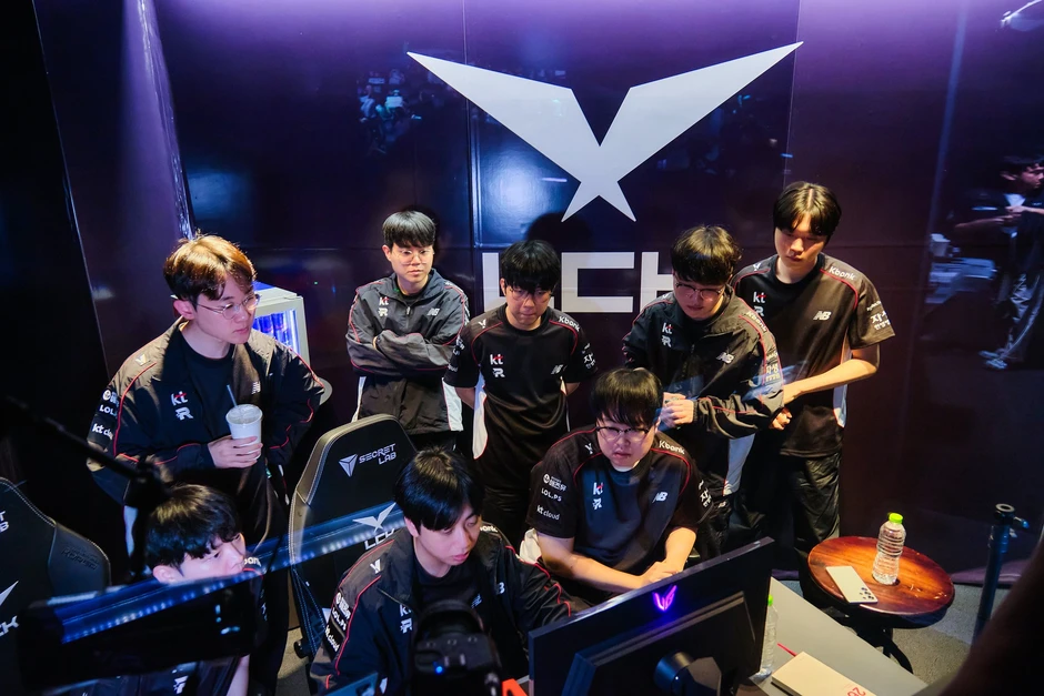 LCK 2026: Mối liên kết định mệnh giữa các đội bảng Legend tại vòng bảng