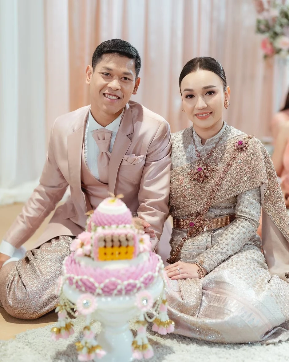 Nàng WAGs quyến rũ bậc nhất Thái Lan Nàng WAGs quyến rũ bậc nhất Thái Lan
