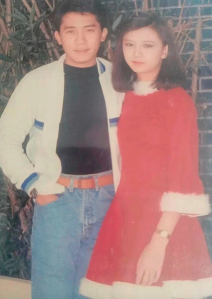 Ngọc nữ vạn người mê từ bỏ hào quang, làm mẹ đơn thân hơn 2 thập kỷ