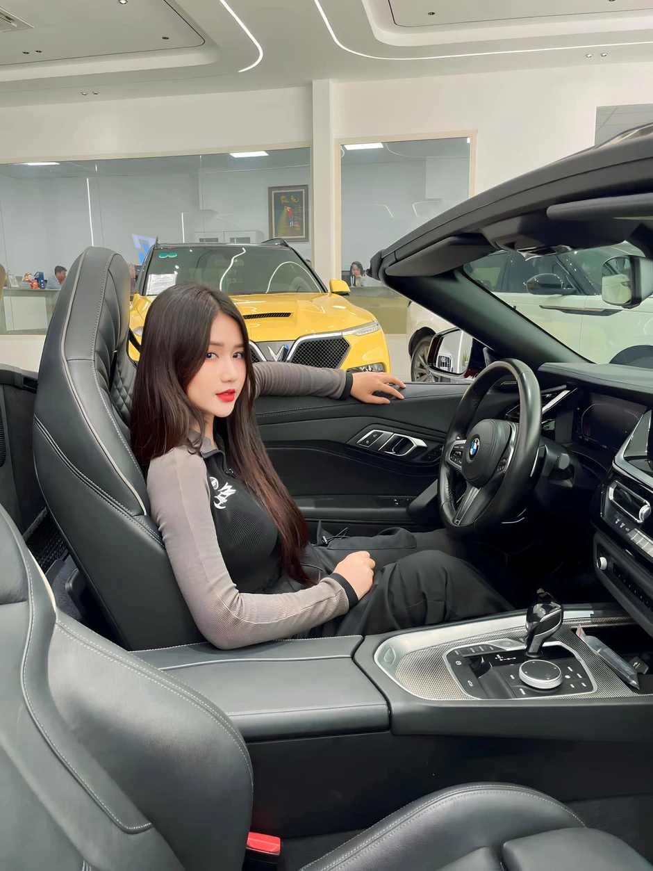 Như Lê khiến tất cả ngỡ ngàng với giao diện mới