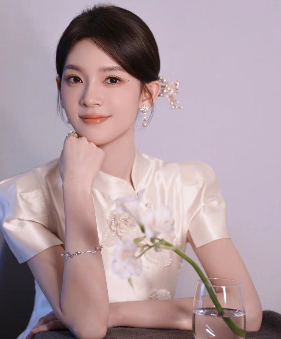 Nữ diễn viên được giải cứu sau 10 năm