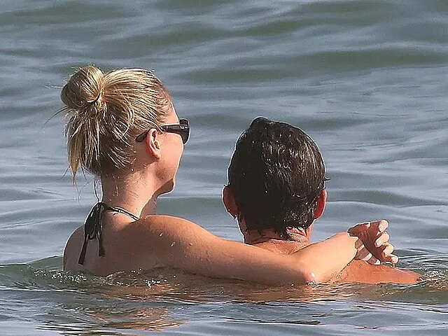 Orlando Bloom và Katy Perry đi nghỉ cùng tình mới ở Địa Trung Hải