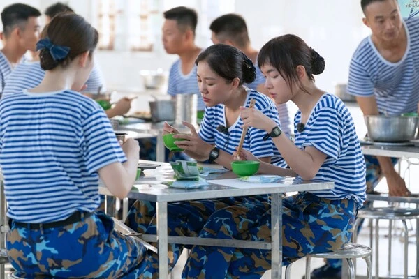 Quốc Trường, Văn Mai Hương xúc động khi tham gia Sao nhập ngũ Quốc Trường, Văn Mai Hương xúc động khi tham gia Sao nhập ngũ
