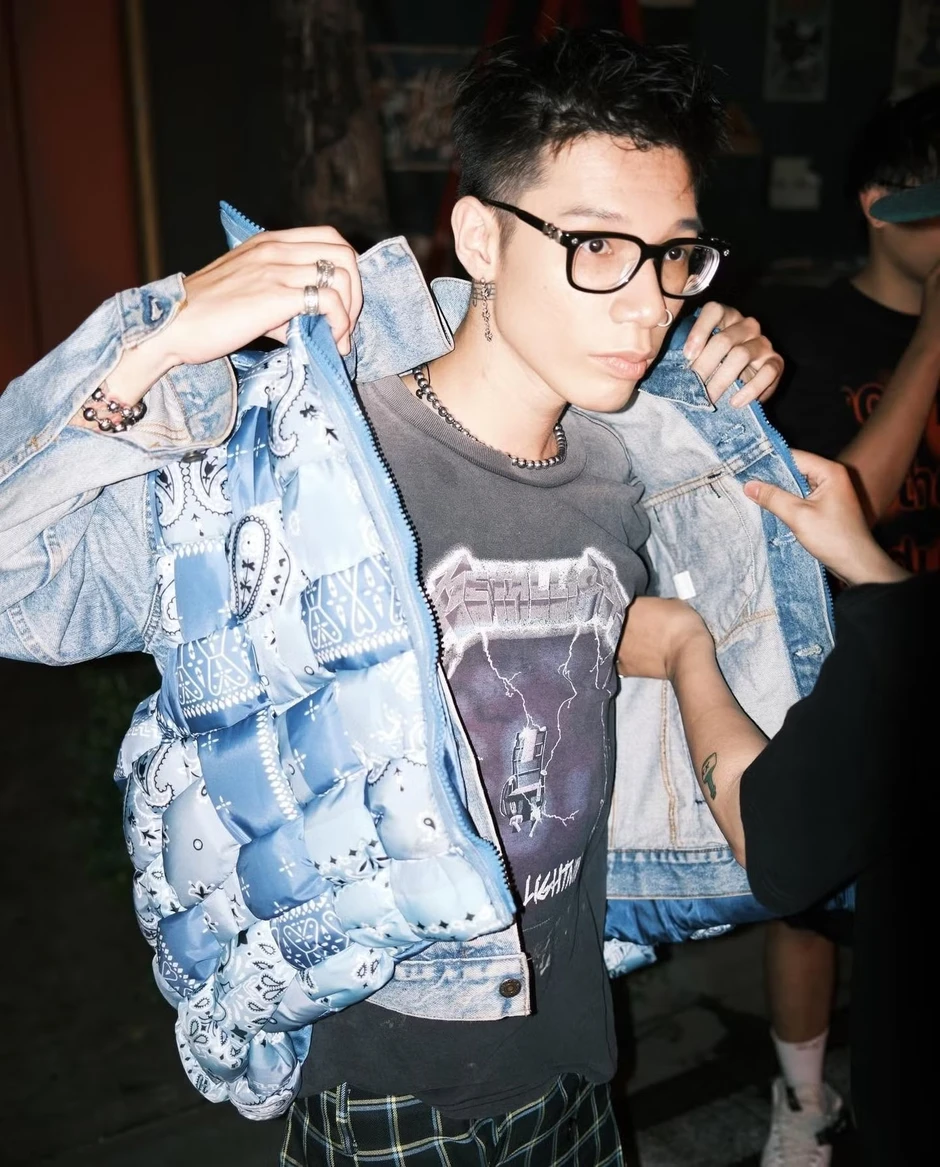 Rapper MCK cảnh báo sau vụ gỡ bỏ hàng loạt ca khúc thô tục