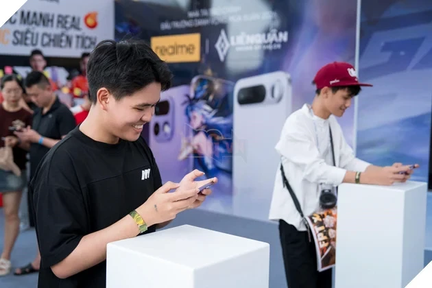 realme Đồng Hành Cùng Đấu Trường Danh Vọng Mùa Đông 2026: Đánh Dấu Hành Trình Thập Kỷ Nâng Tầm Esports Việt realme Đồng Hành Cùng Đấu Trường Danh Vọng Mùa Đông 2026: Đánh Dấu Hành Trình Thập Kỷ Nâng Tầm Esports Việt