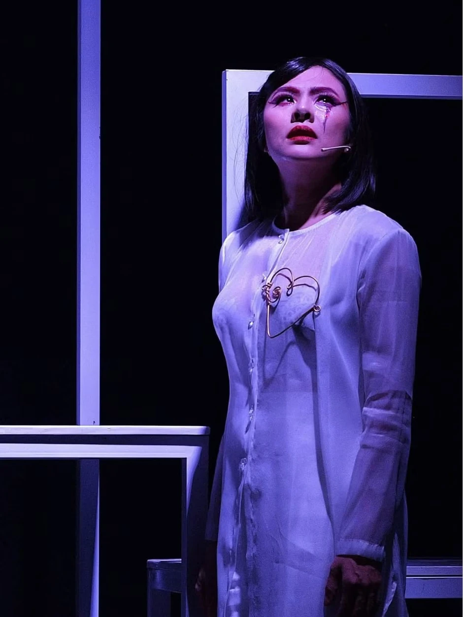 Sân khấu Thiên Đăng đóng cửa, NSƯT Thành Lộc và dàn nghệ sĩ khóc chia tay Sân khấu Thiên Đăng đóng cửa, NSƯT Thành Lộc và dàn nghệ sĩ khóc chia tay
