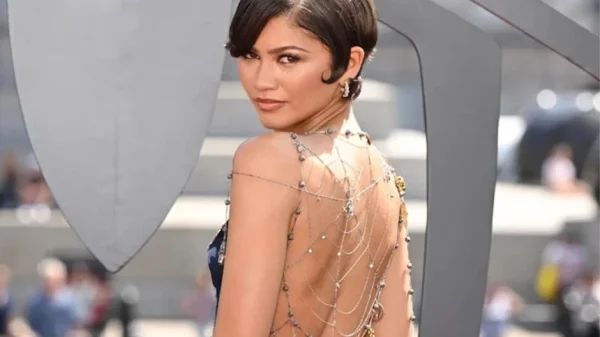 Disney Được Cho Là Nhắm Zendaya Cho Vai Diễn Trong Princess Diaries 3 kenhtingame com thumb disney duoc cho la nham zendaya cho vai dien trong princess diaries 3 4d9a1787834203299 940w