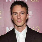 Drew Starkey Giữ Im Lặng Về Tin Đồn Đóng Chính American Psycho, Nhưng Khen Kịch Bản Tuyệt Vời kenhtingame com thumb drew starkey giu im lang ve tin don dong chinh american psycho nhung khen kich ban tuyet voi f4561786958022238 940w