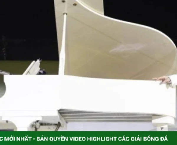 Hương Tràm thay hàng chục bộ váy trong concert nhưng đẹp nhất là hình ảnh đi chân trần hát cùng Phan Mạnh Quỳnh kenhtingame com thumb huong tram thay hang chuc bo vay trong concert nhung dep nhat la hinh anh di chan tran hat cung phan manh quynh e0d21785673858077 940w
