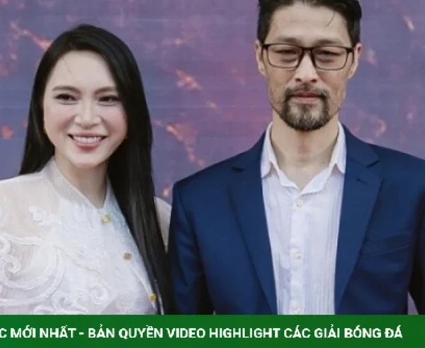 Johnny Trí Nguyễn bảnh bao đi thảm đỏ dưới mưa kenhtingame com thumb johnny tri nguyen banh bao di tham do duoi mua 73ce1787469049516 940w