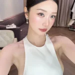 Jun Vũ khuấy đảo mạng xã hội với ảnh selfie tràn màn hình: Visual ngọt ngào, body quyến rũ kenhtingame com thumb jun vu khuay dao mang xa hoi voi anh selfie tran man hinh visual ngot ngao body quyen ru 78dd1787204900170 940w