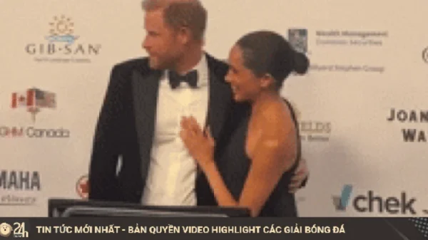 Meghan ngượng ngùng vì bị ông trùm âm nhạc ngó lơ kenhtingame com thumb meghan nguong ngung vi bi ong trum am nhac ngo lo e1cd1786444803808 940w