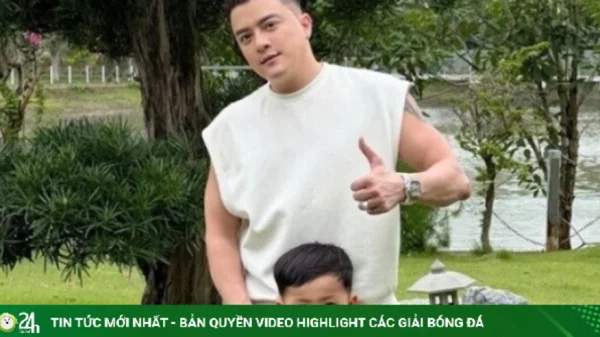 Nam ca sĩ Việt mất 8 năm xây nhà vườn trồng cây cổ và hồ cá Koi tiền tỷ là ai? kenhtingame com thumb nam ca si viet mat 8 nam xay nha vuon trong cay co va ho ca koi tien ty la ai e5ec1787490304235 940w