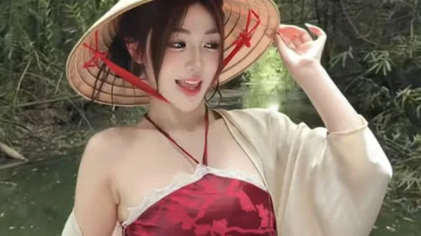 Trần Hà Linh chứng minh nhan sắc không hề kém cạnh Lanhxinhyeu kenhtingame com thumb tran ha linh chung minh nhan sac khong he kem canh lanhxinhyeu 51f91787298218631 940w